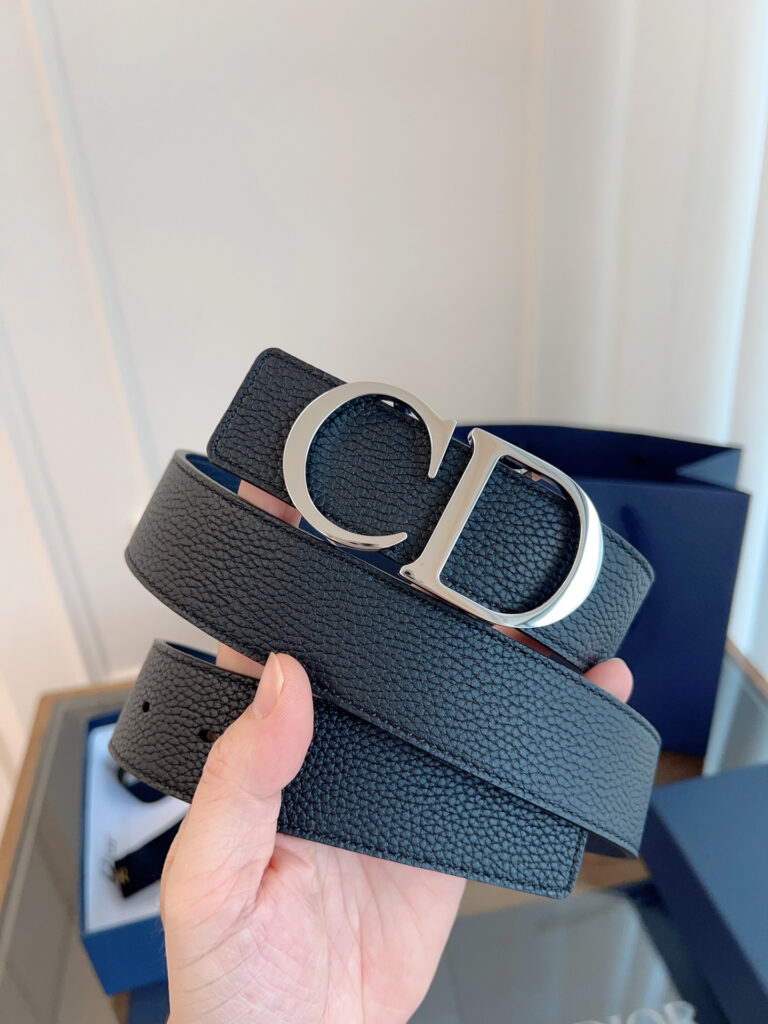 【注目新作】Dior ビジネスカジュアルベルト「全長約 100cm」