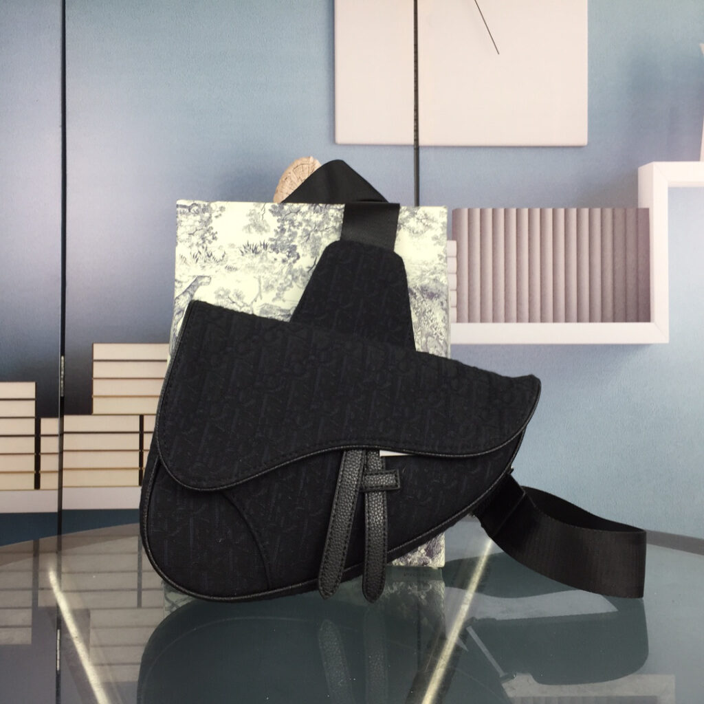 ディオール「Dior」SADDLE メンズ ショルダーバッグ