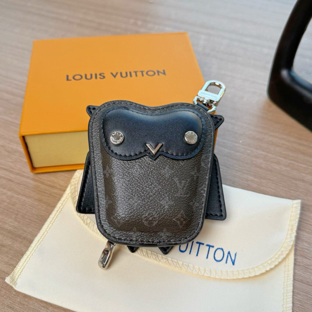 ルイ・ヴィトン バッグチャーム・LV オウル