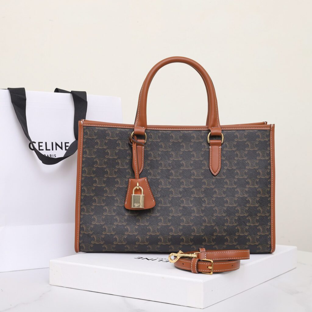 セリーヌ「Celine」CABAS TRIOMPHE モノグラム トートバッグ