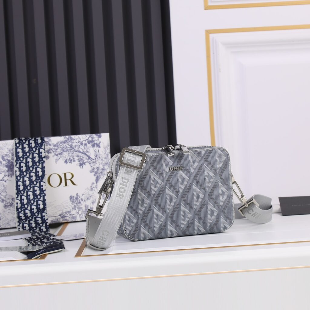 ディオール「Dior」オブリーク 2024 ダブルジップ カメラバッグ