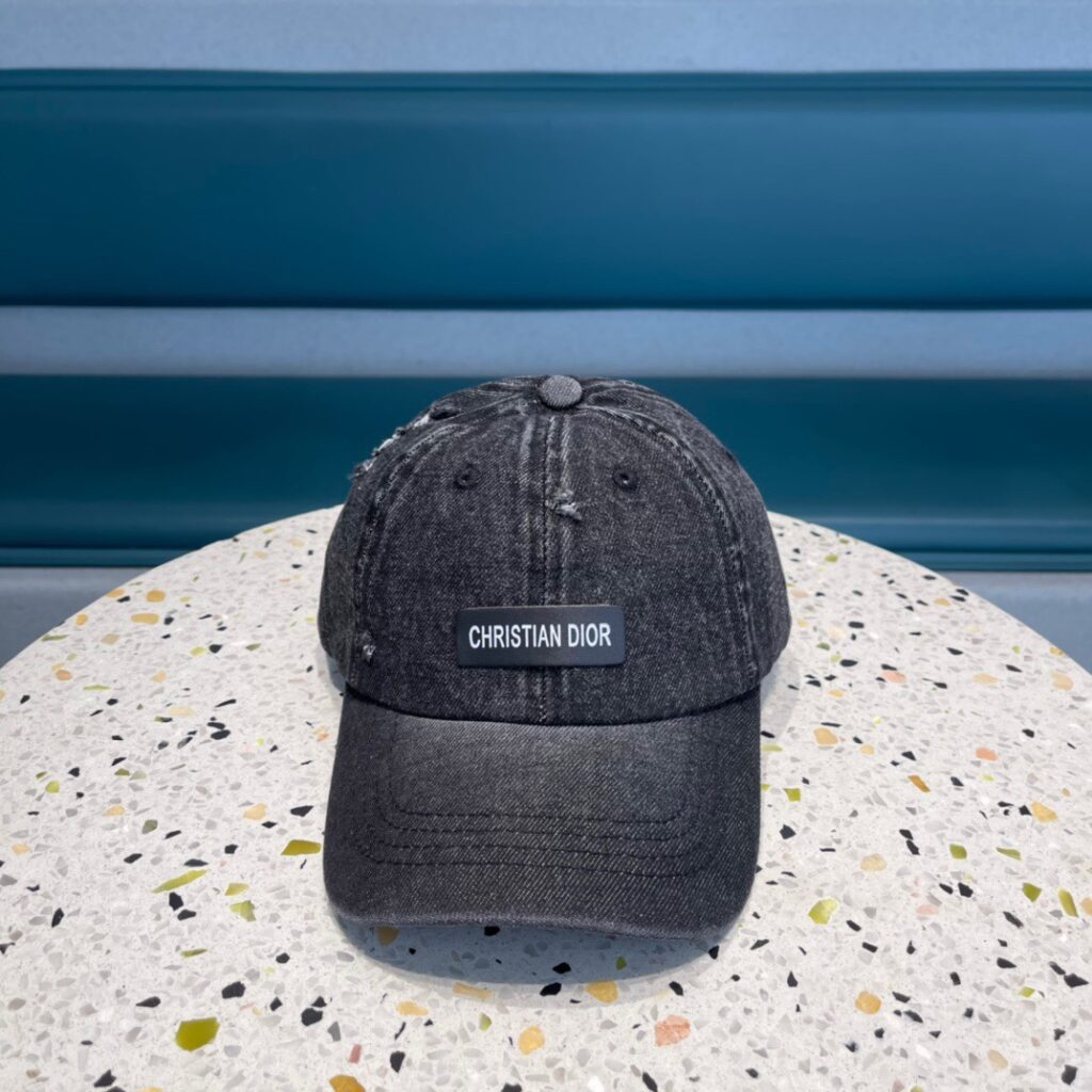 ディオール「Dior」2022 スプリングコレクション ベースボールキャップ