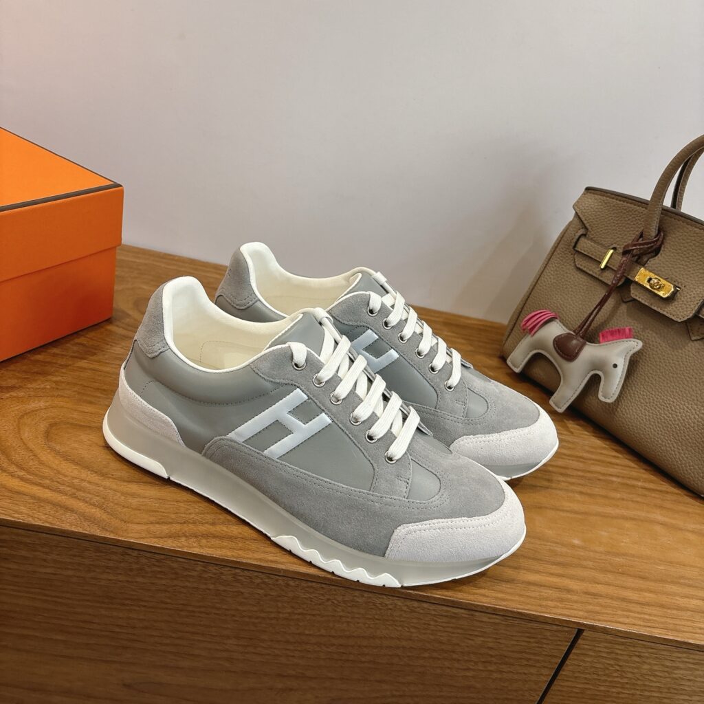 エルメス トレイルシリーズ カジュアルスニーカー「Trail sneaker」