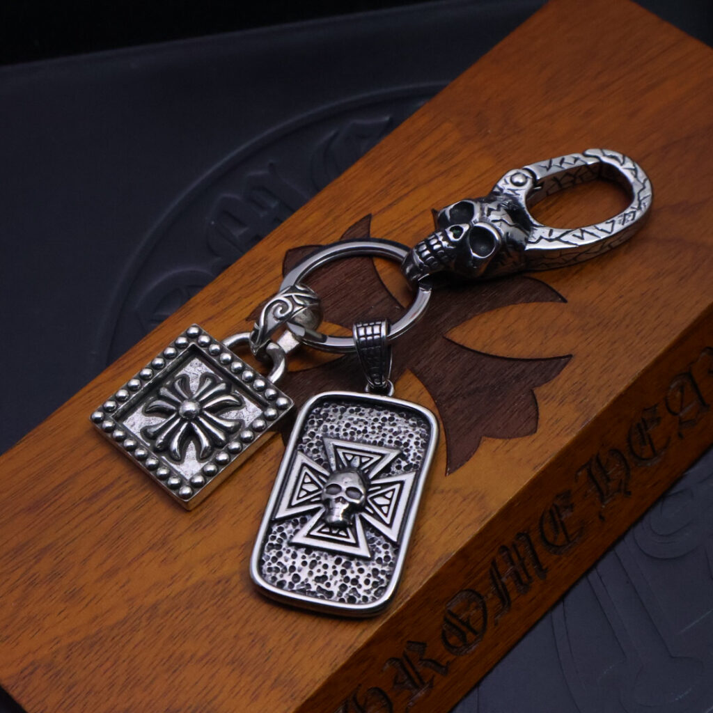 クロムハーツ「Chrome Hearts」キーホルダー＆バッグチャーム - トレンドシンボル