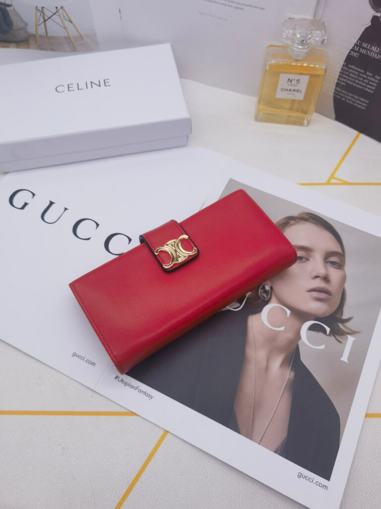 セリーヌ「Celine」VICTOIRE ラージサイズウォレット