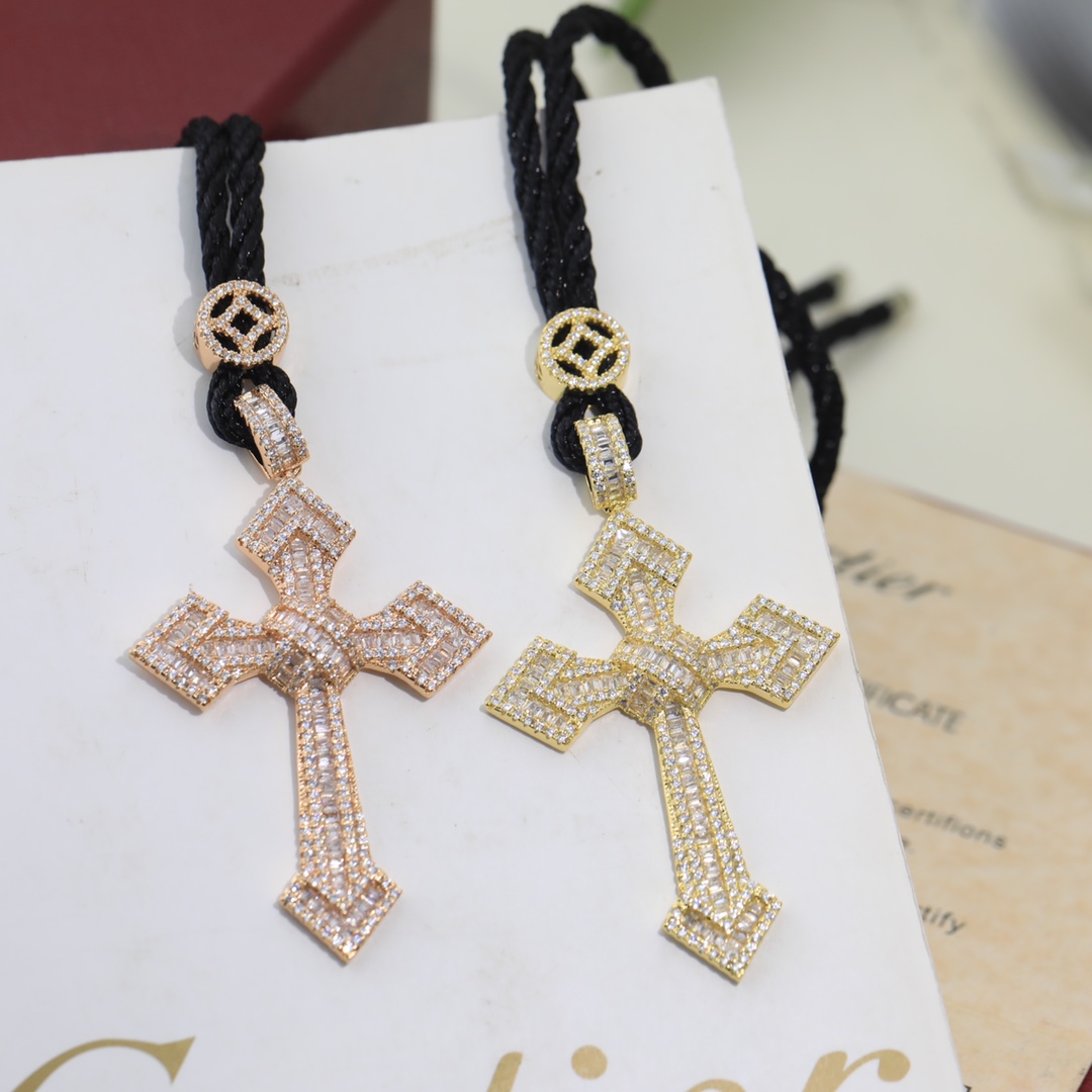 カルティエ「Cartier」 クロス ダイヤモンド ネックレス38+3CM