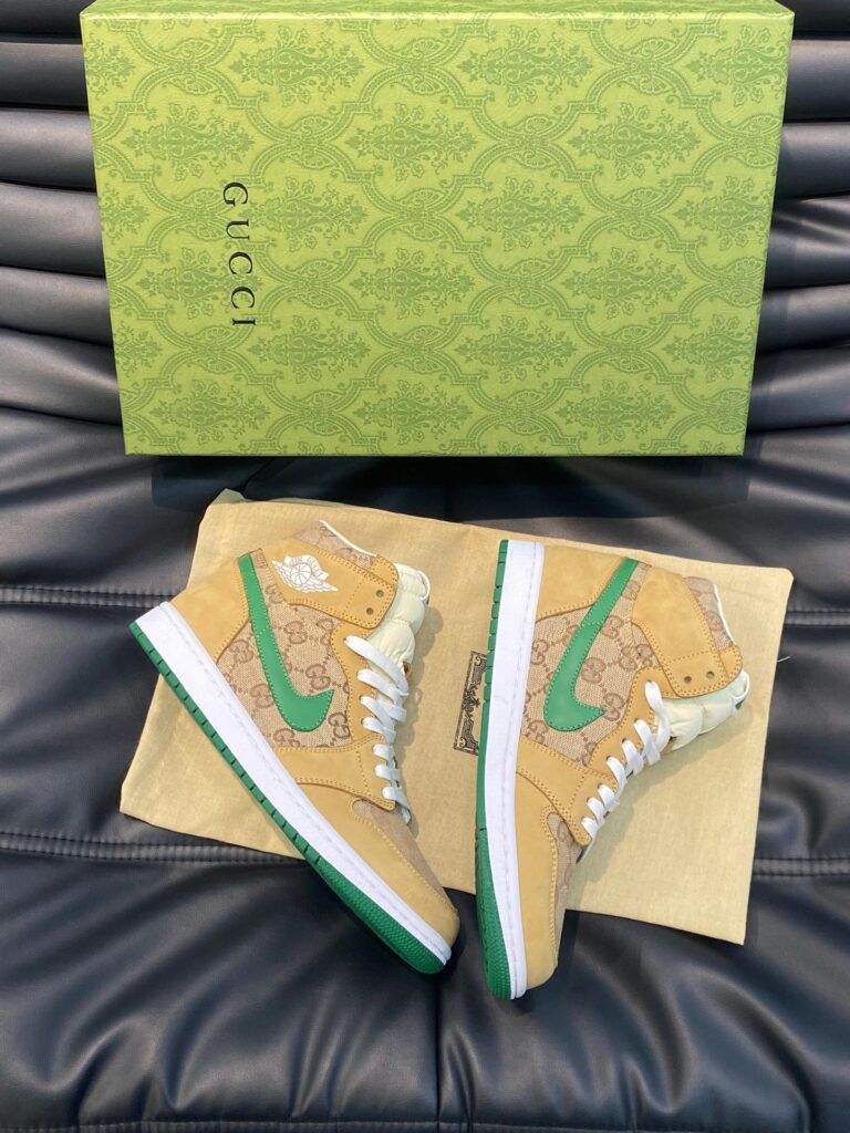 「コラボモデル」Gucci x Nike コラボレーション ハイカットスニーカー