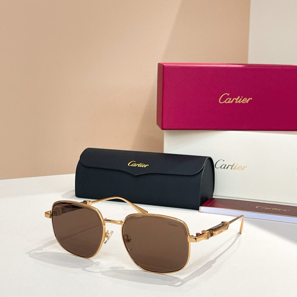 【高級品入庫】Cartier クラシカル貴族風サングラス「上質フレーム」