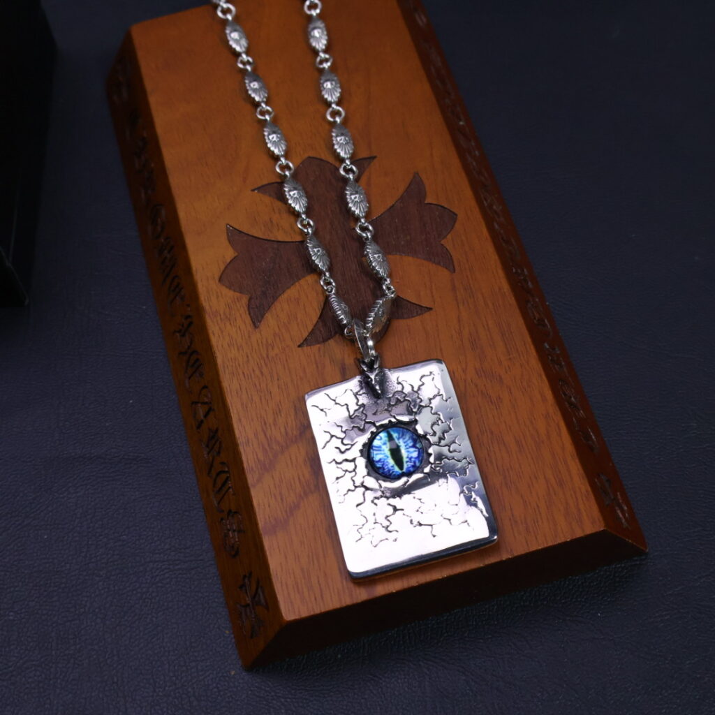 クロムハーツ「Chrome Hearts」チャームペンダント 2026
