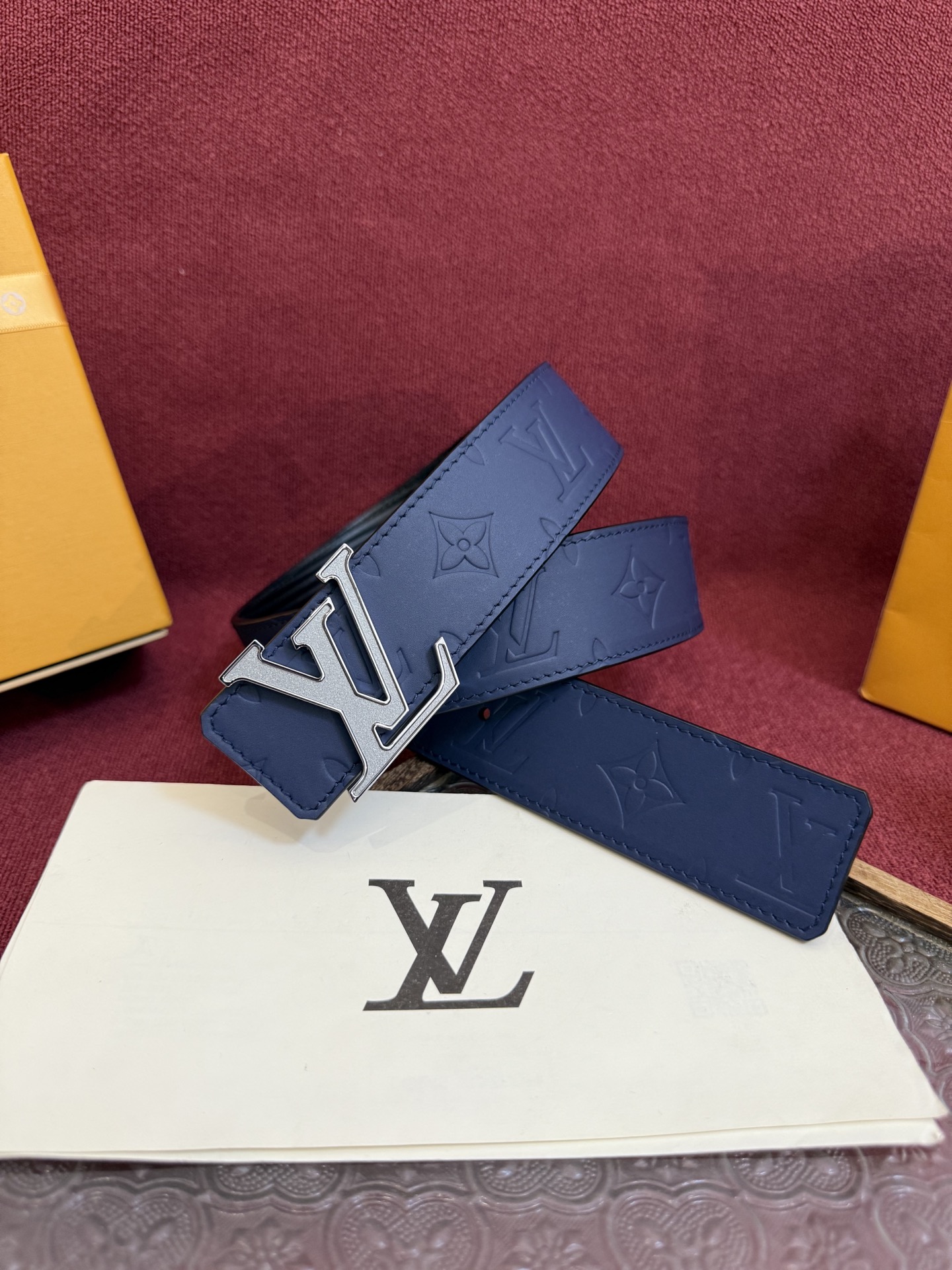 【日本未入荷】ルイヴィトン LV Dimension 両面使いベルト 40mm(全長約 100cm)