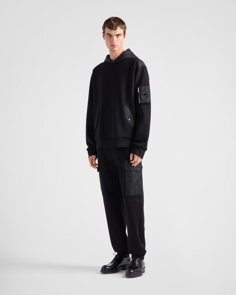 プラダ「Prada」コットンフリース×Re-Nylon トップス&ボトムス