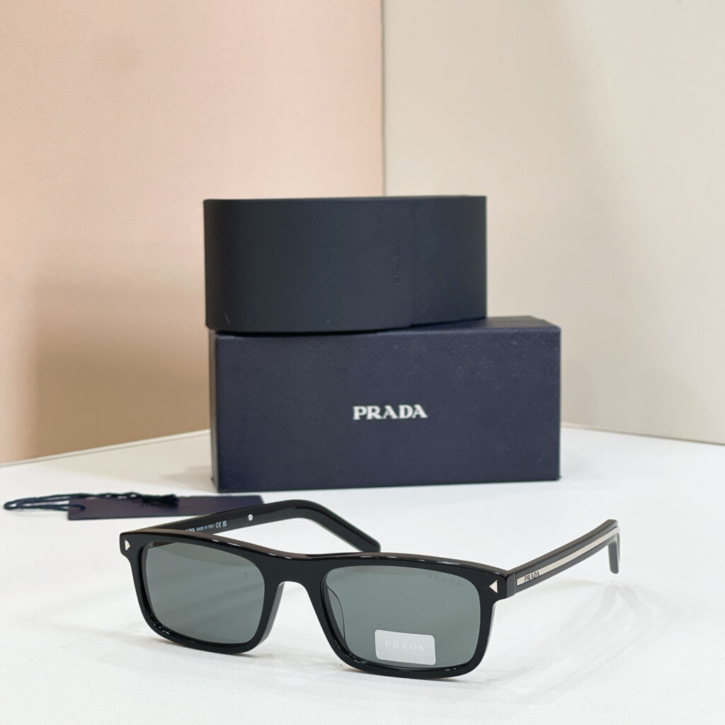 【厳選在庫】Prada ビジネス兼用高級サングラス「全天候遮光」