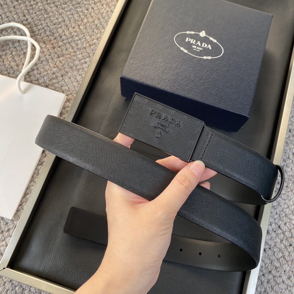 【高級品倉庫到着】Prada イタリアンビジネスベルト「全長約 100cm」