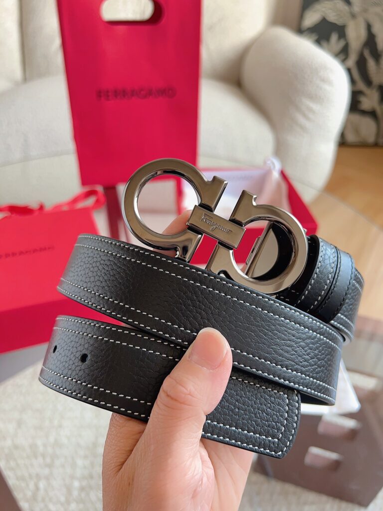 【新規倉庫入り】Salvatore Ferragamo 職人仕上げ高級ベルト「全長約 100cm」