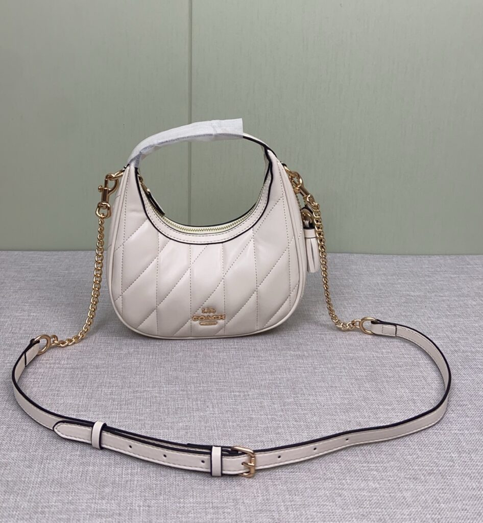 コーチ「Coach」CY710 MIU COLLECTION レザーハンドバッグ