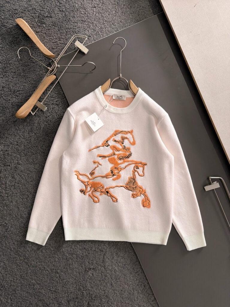 エルメス「Hermès」春季新作ラウンドネックスウェット