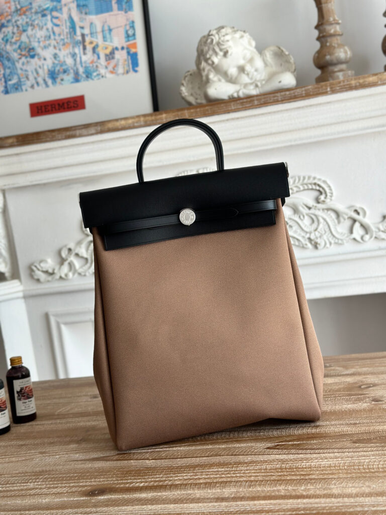 エルメス エルバッグ ア・ドス ジップ 30 ルトゥルネ バックパック「Herbag a Dos Zip Backpack」