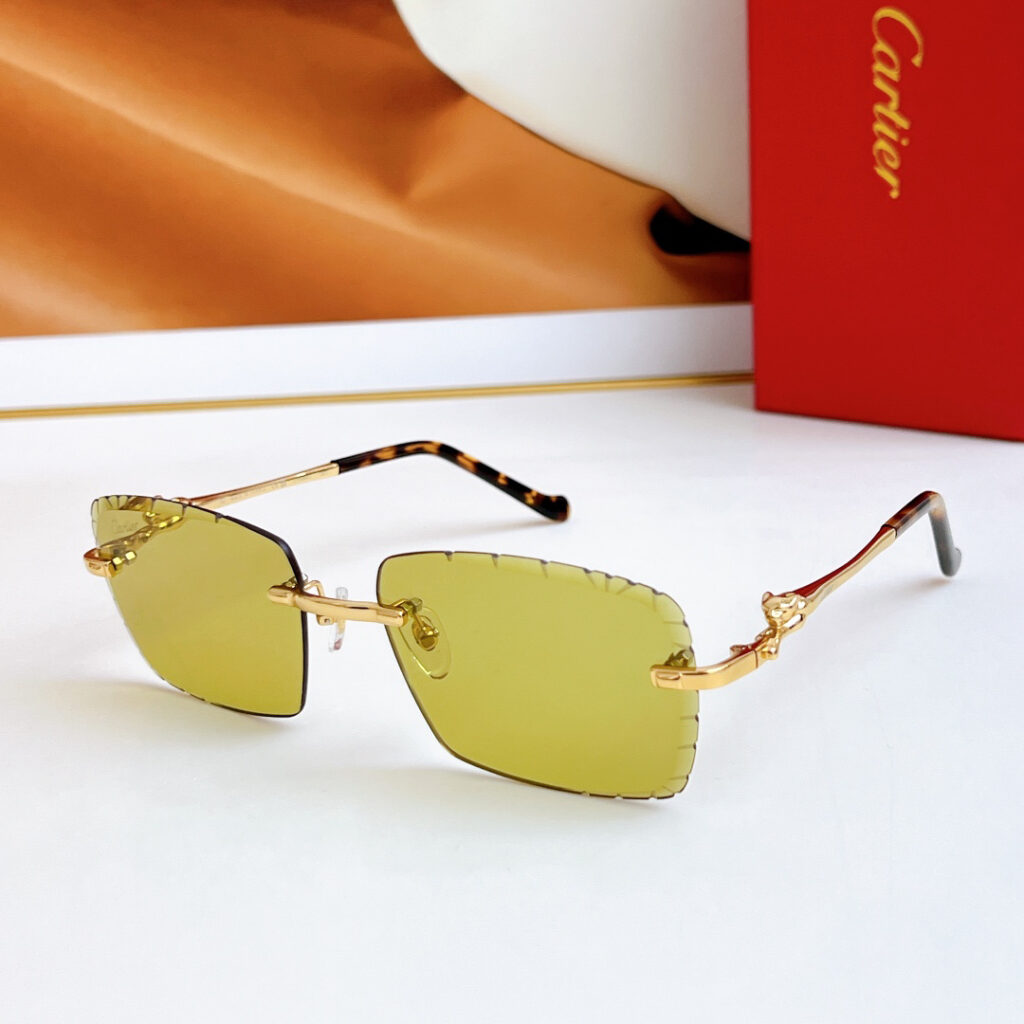 【高級品入庫】Cartier クラシカル貴族風サングラス「上質フレーム」