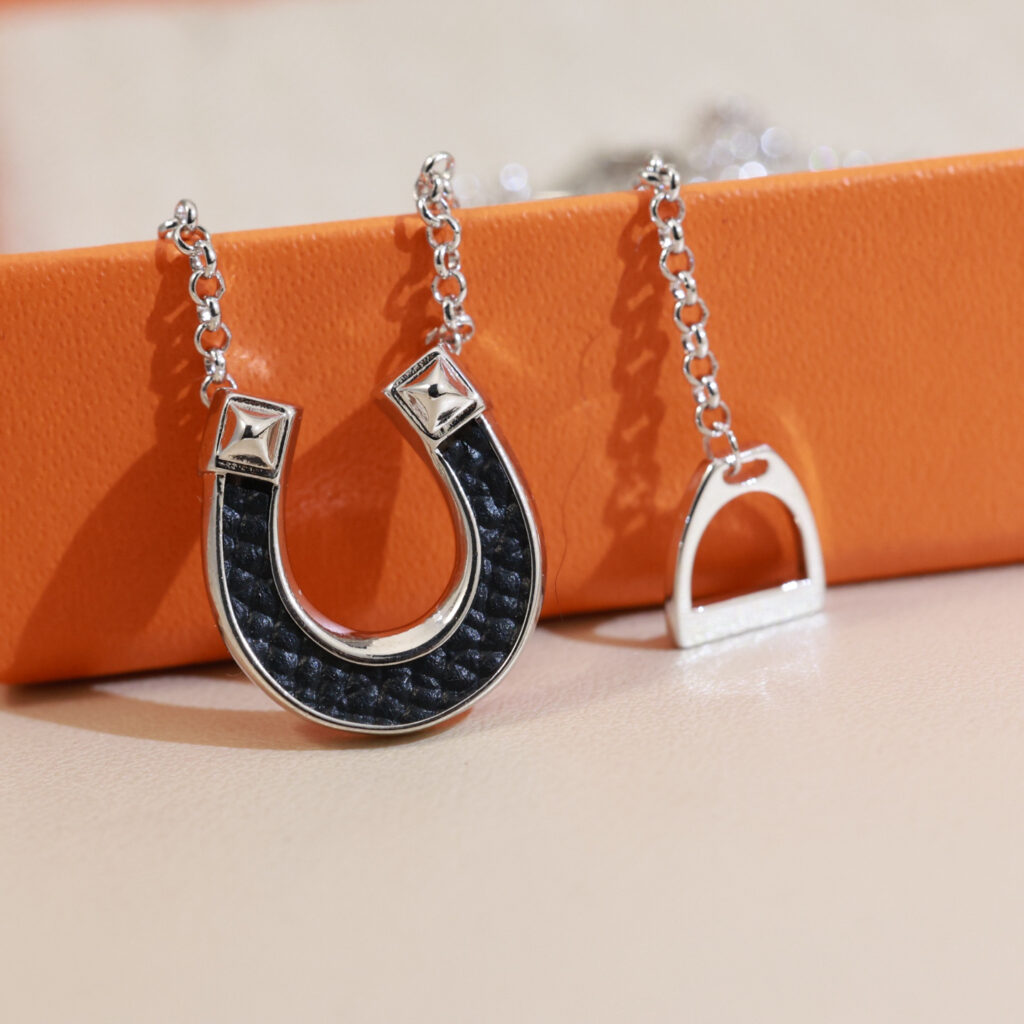 エルメス アイコニック＆クラシック ネックレス＆ペンダント コレクション