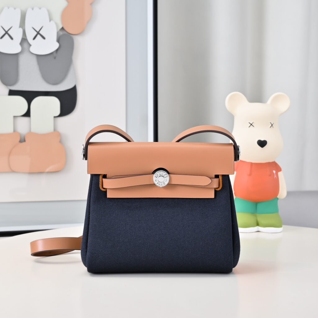 エルメス ミニ ハーバッグ ジップ 20 バッグ「Mini Herbag Zip Bag」