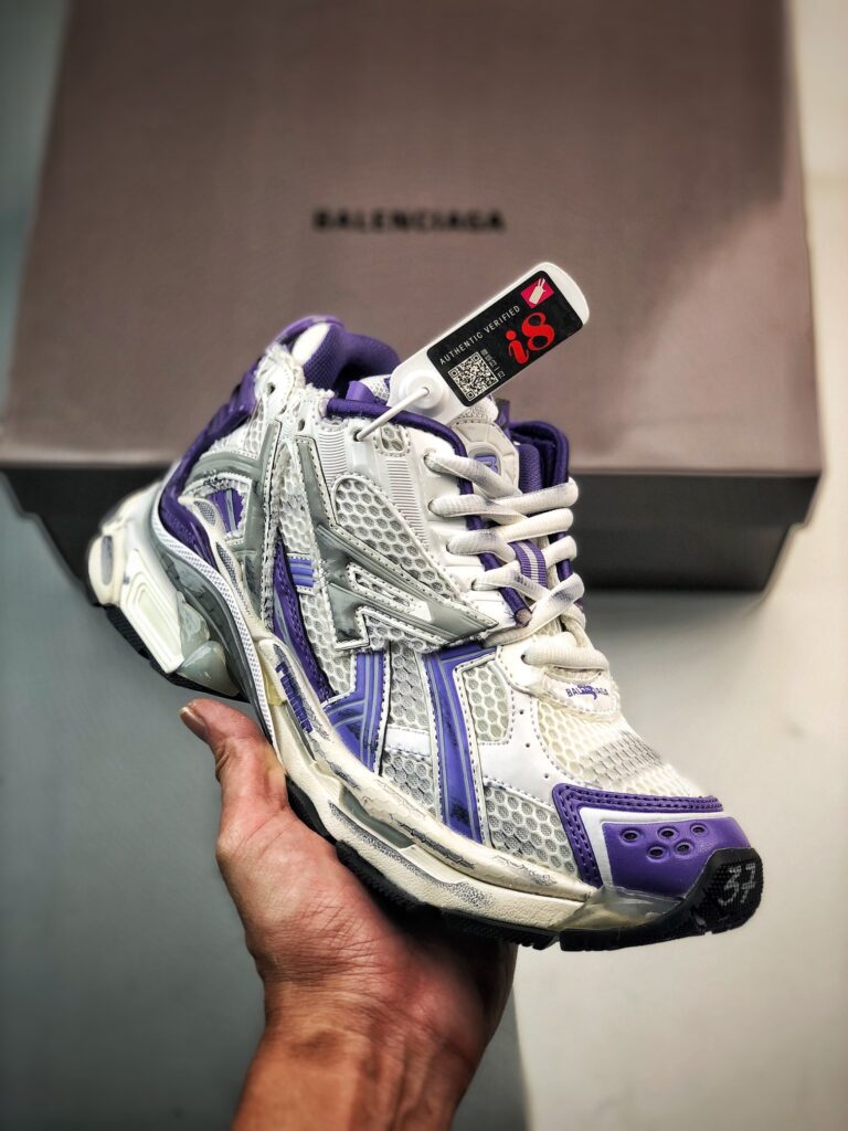 バレンシアガ ランナー スニーカー「Runner Sneaker」