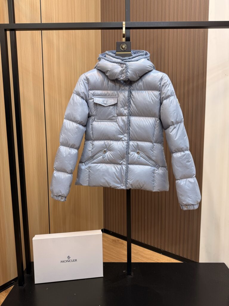 モンクレール 秋冬新作レディースダウンジャケット