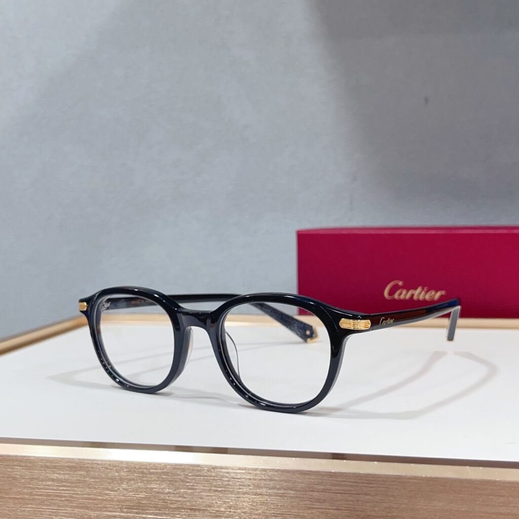 【高級品入庫】Cartier クラシカル貴族風サングラス「上質フレーム」