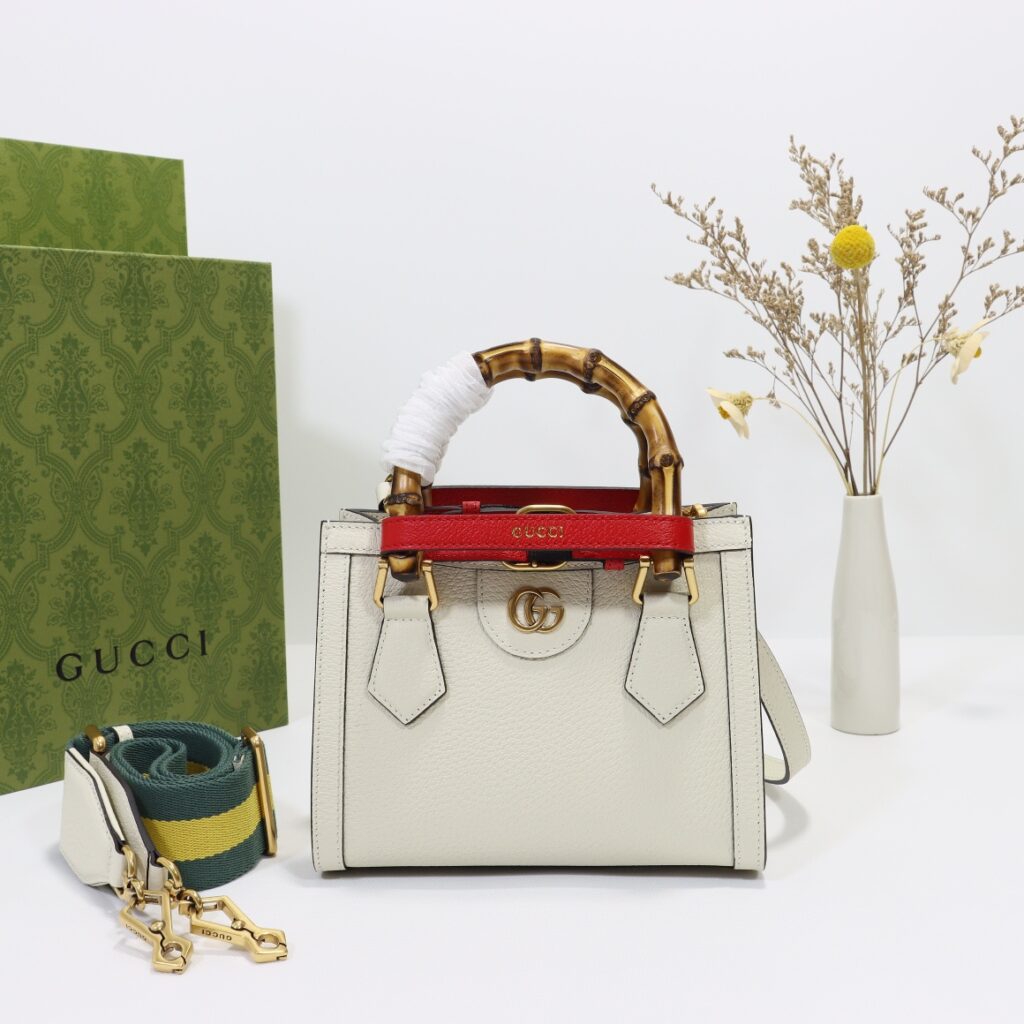 グッチ〔ダイアナ〕スモール トートバッグ「Diana Bag」