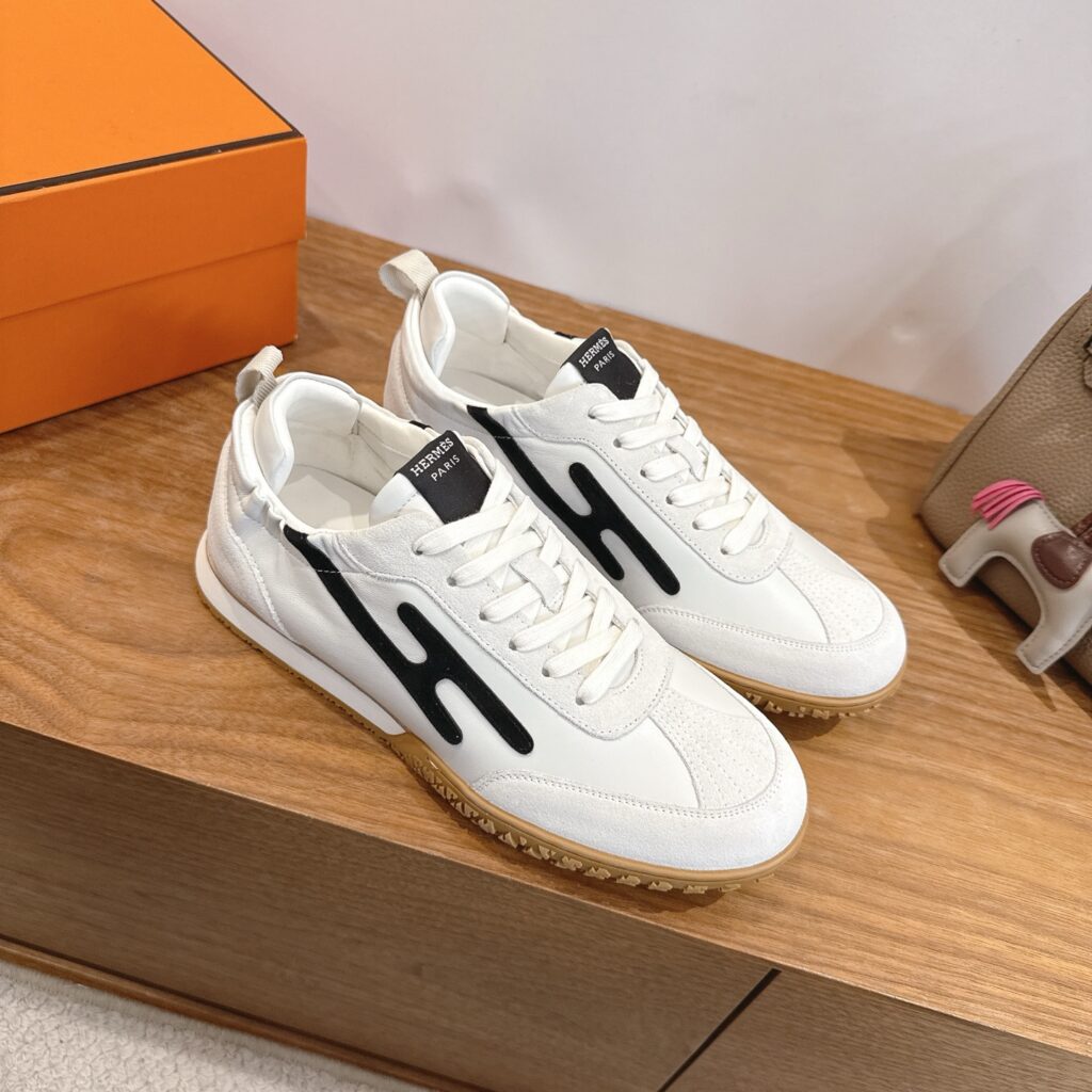 エルメス ジェットシリーズ カジュアルスニーカー「Jet sneaker」