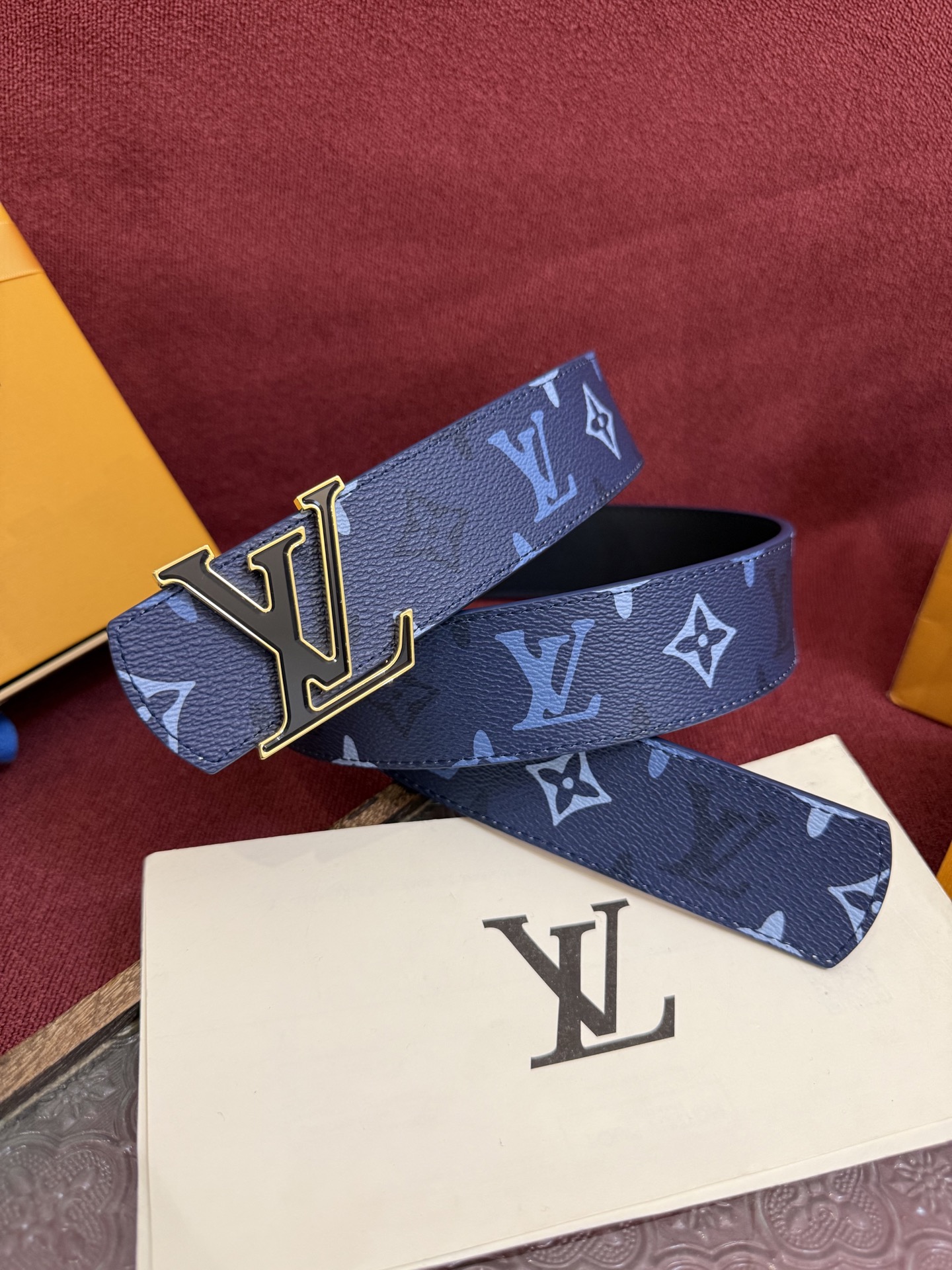 【日本未入荷】ルイヴィトン LV Dimension 両面使いベルト 40mm(全長約 100cm)