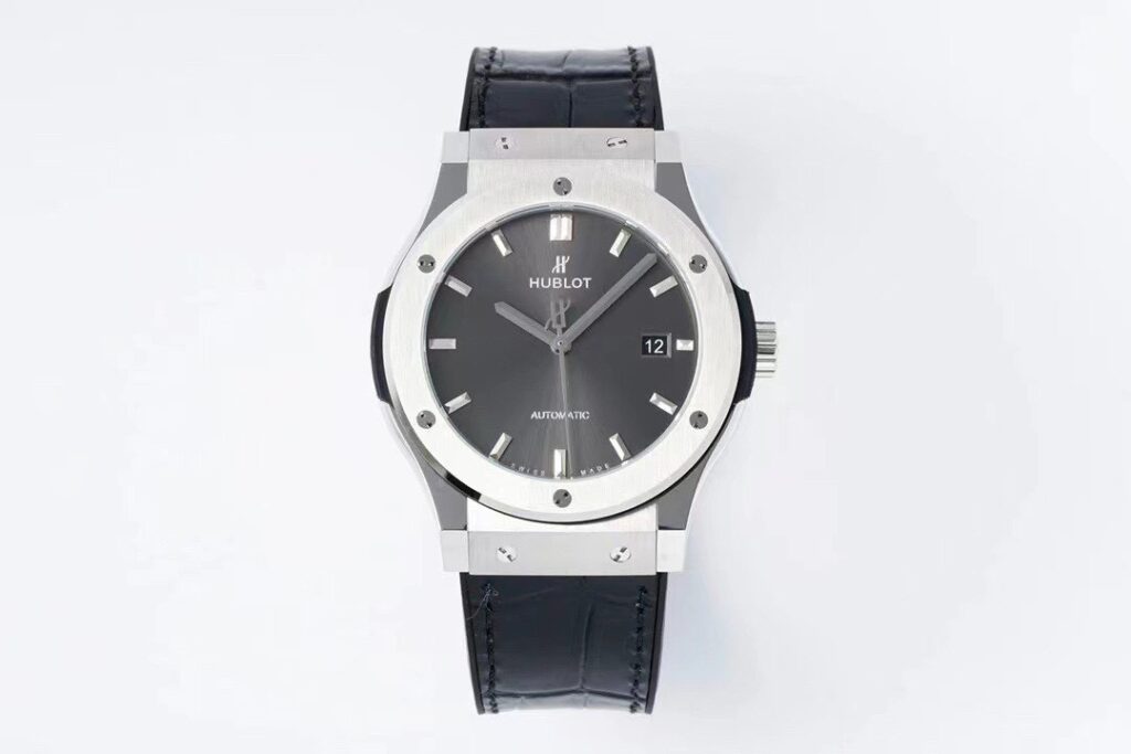 ウブロ クラシック フュージョン 42mm