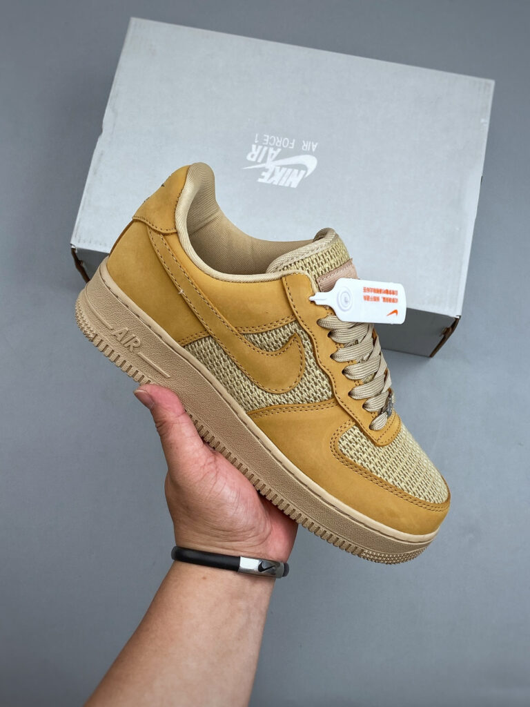 ナイキ エア フォース 1 トレンドスニーカー「Nike Air Force 1」