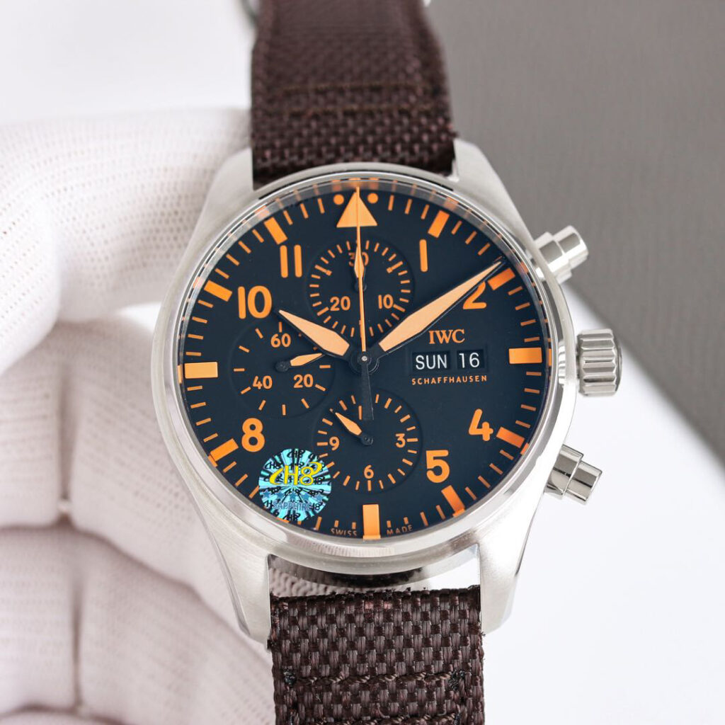 アイダブリューシー［IWC］PILOT'S WATCH CHRONOGRAPH 自動巻き腕時計43MM