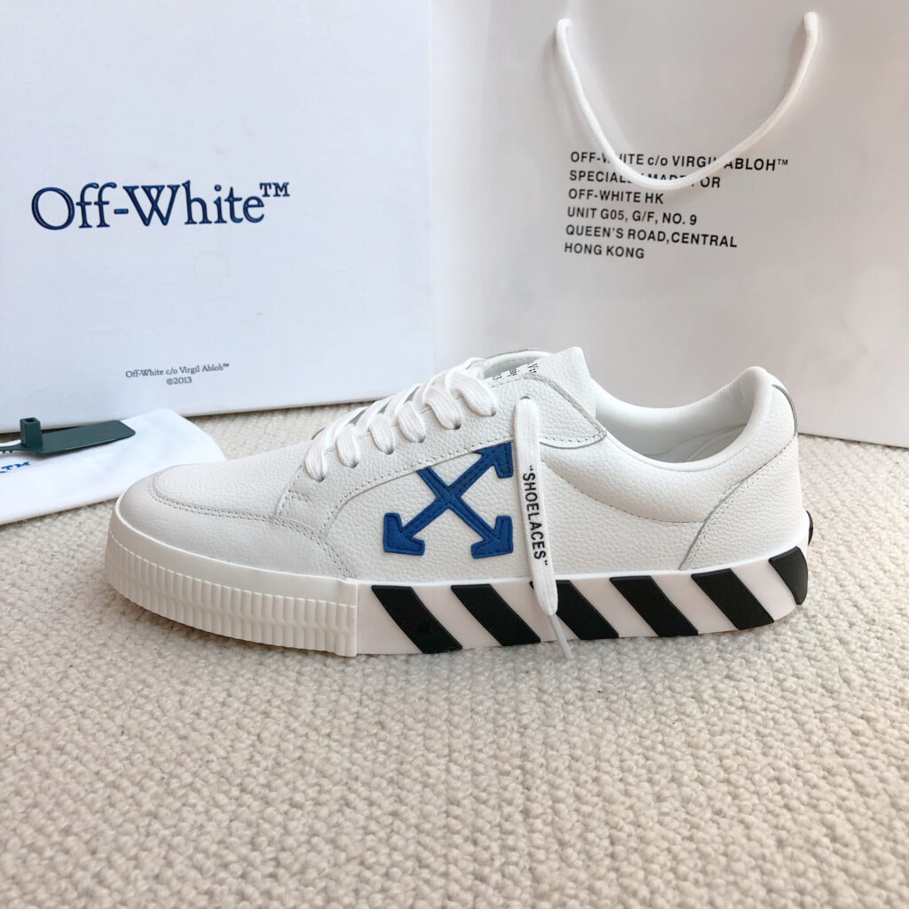 オフホワイト Vulc ローカット カジュアルスケートシューズ