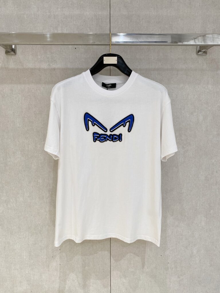 フェンディ Fendi 25SS 春夏新作 フロントロゴ プリント ショートスリーブTシャツ