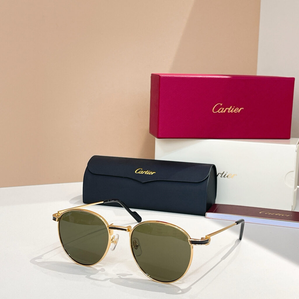【高級品入庫】Cartier クラシカル貴族風サングラス「上質フレーム」