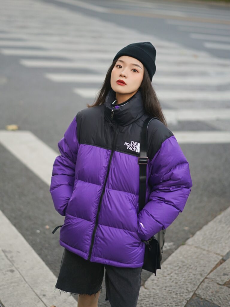 ザ・ノースフェイス Nuptse クラシックなレディースショートダウンジャケット