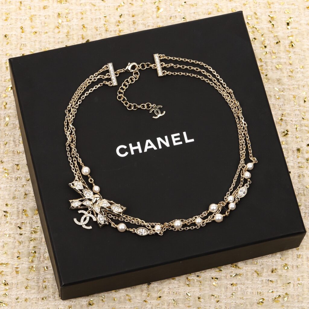 シャネル「Chanel」 リボンチョーカー トリプルチェーンパールネックレス