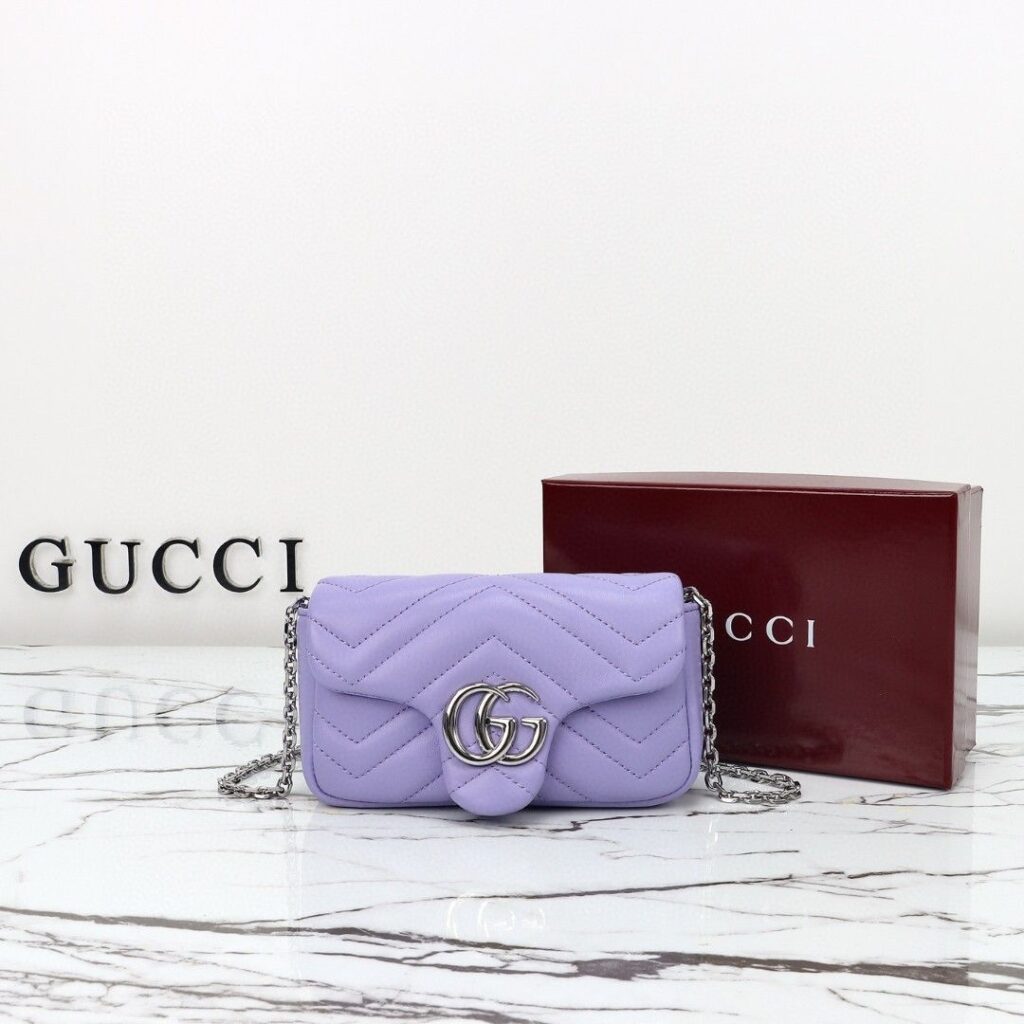 グッチ〔GGマーモント〕ミニ ショルダーバッグ「GG Marmont Bag」