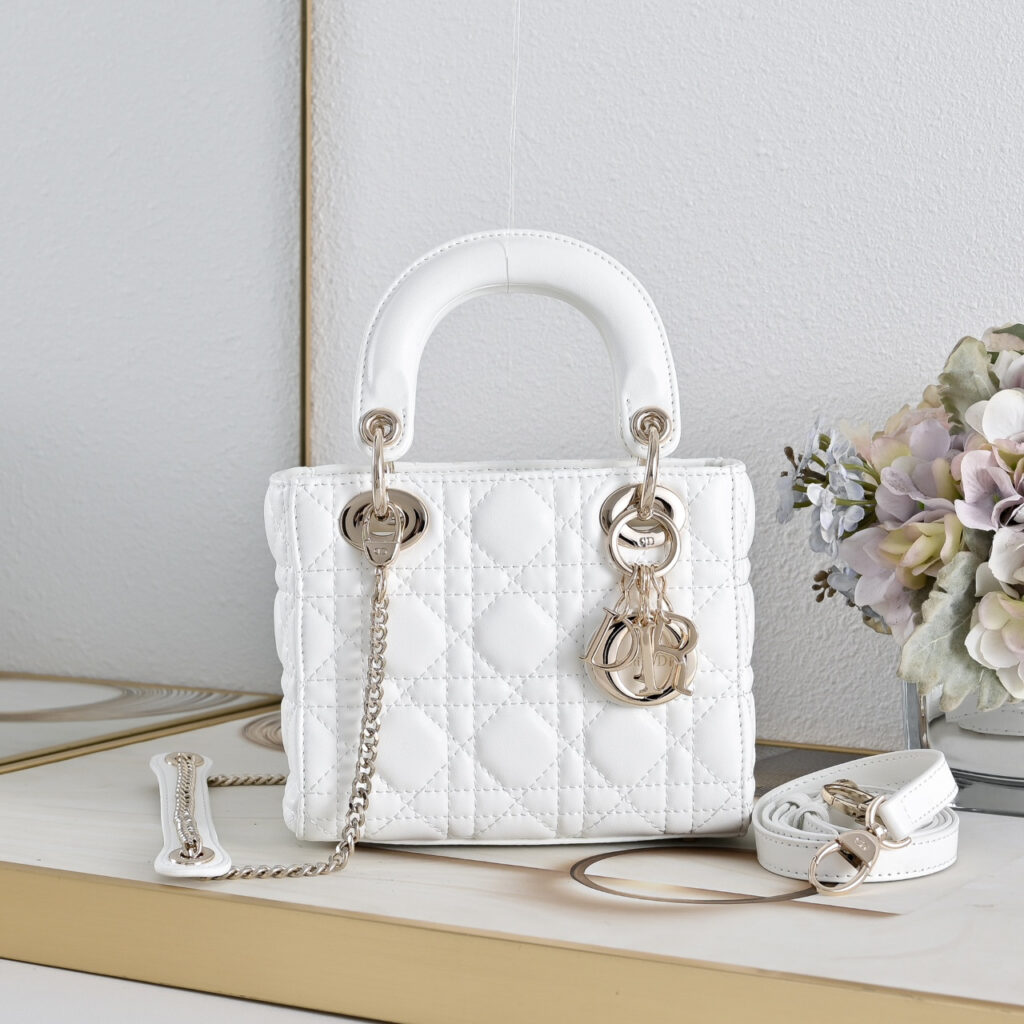 【人気コレクション】レディ ディオール バッグ「Lady Dior Bag」