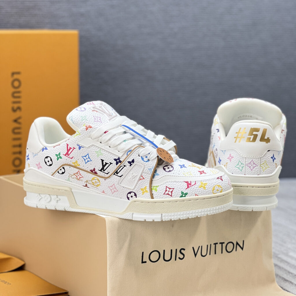 ルイ・ヴィトン LV x TM トレイナー スニーカー「LV Trainer」