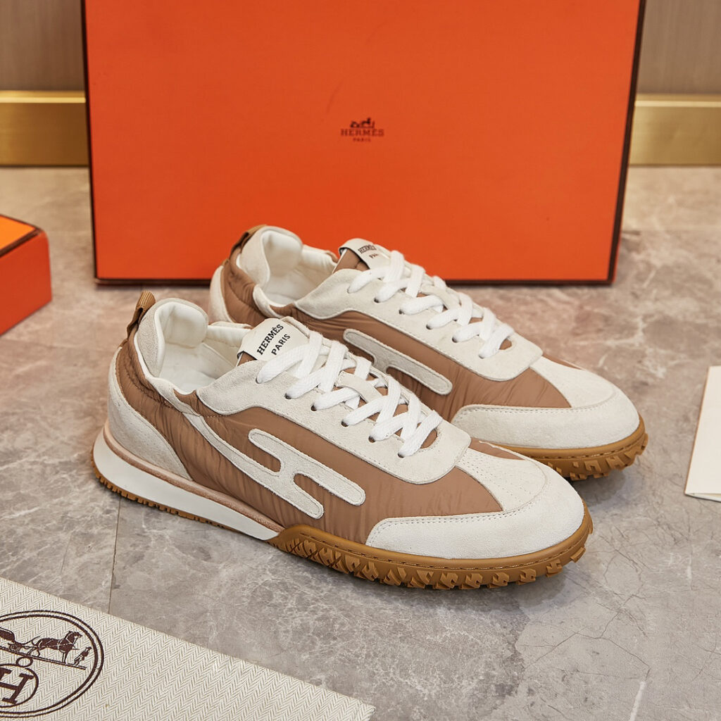 エルメス ジェットシリーズ カジュアルスニーカー「Jet sneaker」