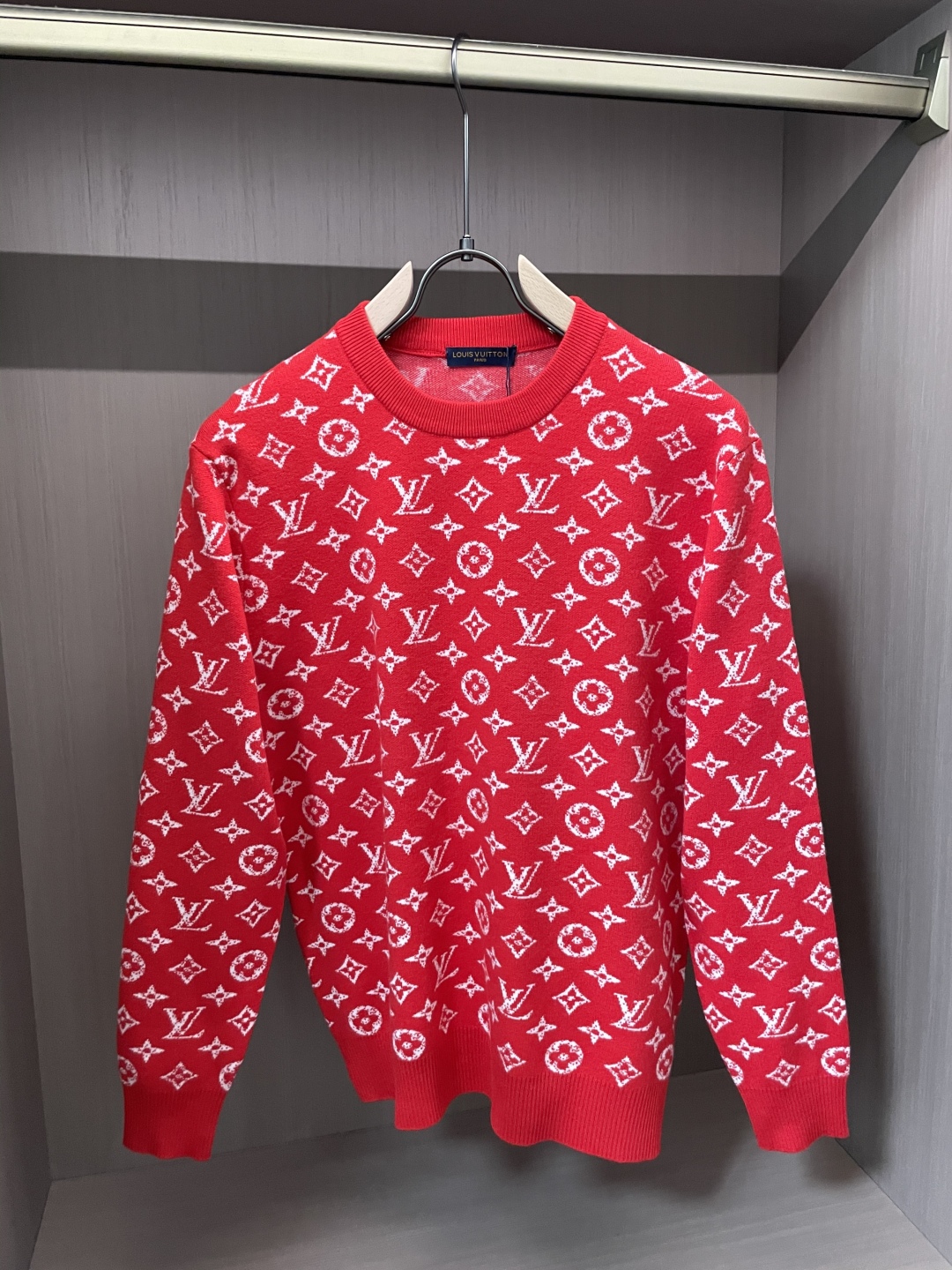 ルイ・ヴィトン「Louis Vuitton」秋冬用丸首プルオーバーニットセーター