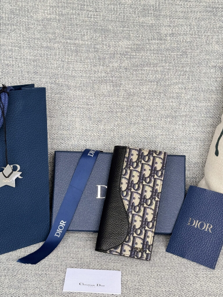 ディオール「Dior」Oblique モチーフ レザー コンパクト ロングウォレット