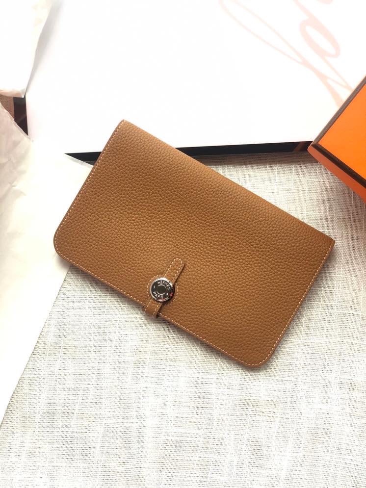 【限定新入荷】エルメス Dogon Long 二つ折りロングレザー財布「大容量収納仕様」