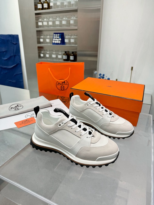 エルメス［Hermès］メンズ バイカラー スポーツシューズ