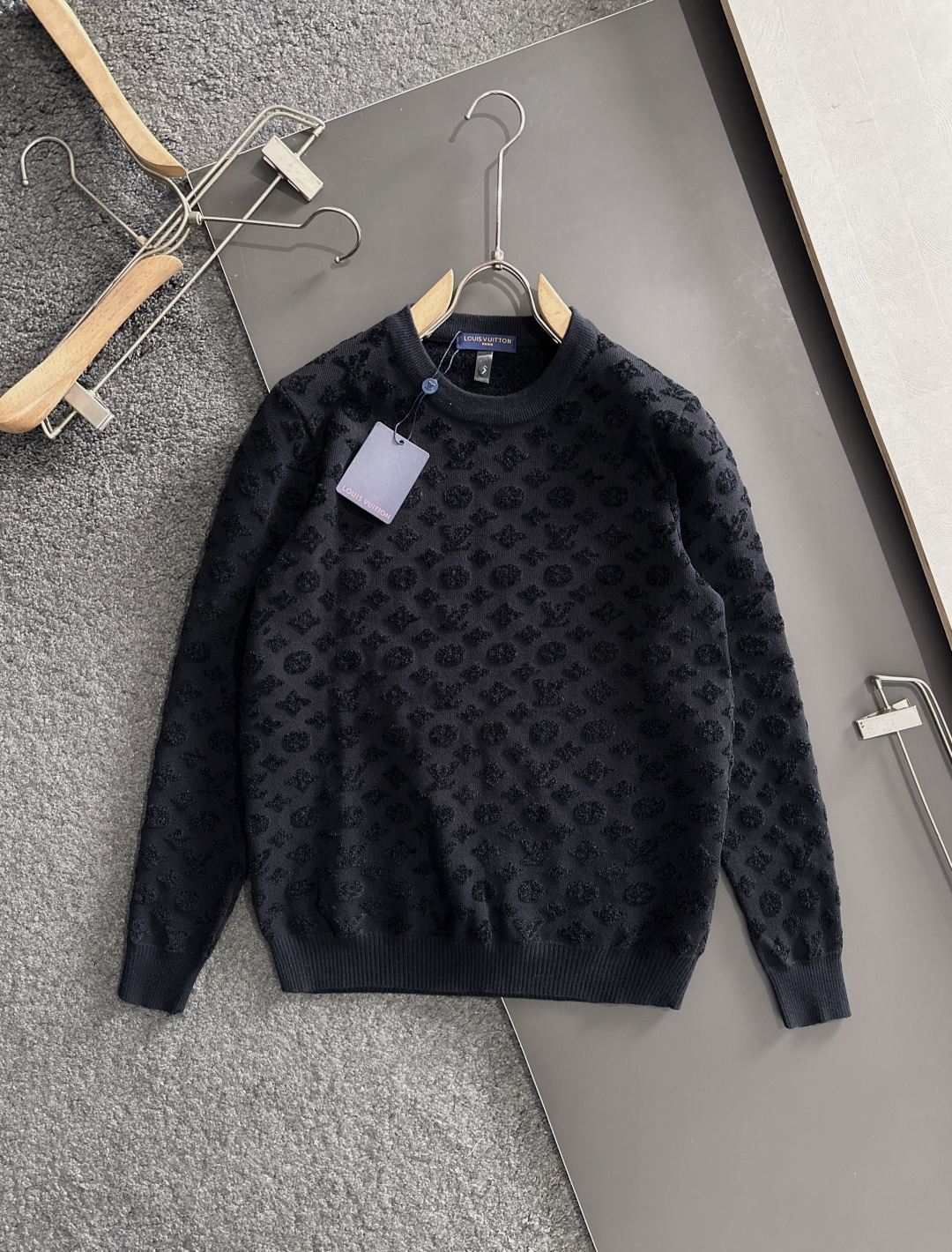 ルイ・ヴィトン「Louis Vuitton」春季新作ニット 長袖セーター