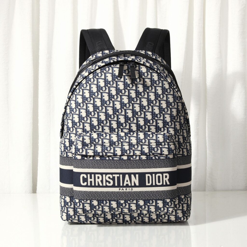 ディオール「Dior」Imported Oblique帆布 ダブルストラップ バックパック【中性デザイン×実用性】
