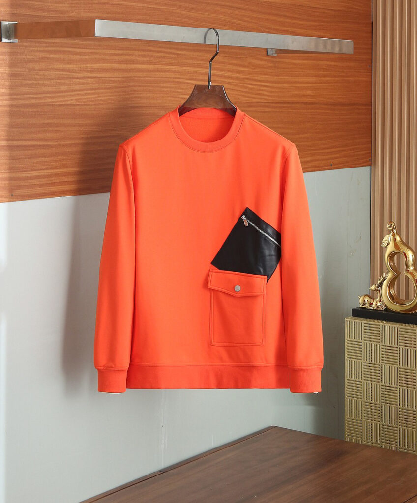 エルメス「Hermès」新作クラシックラウンドネックプルオーバーフーディ
