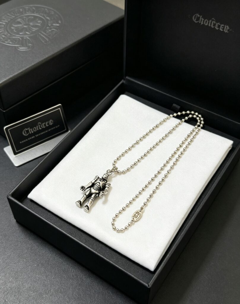 クロムハーツ「Chrome Hearts」チャームペンダント 2026